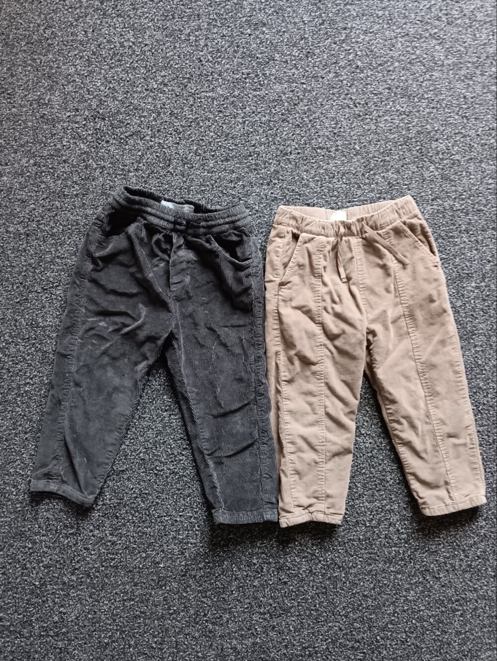 Zara 3 To 4 Years ( 3T 4T ) Boys Pull On Toddler Pants Set Of 2, Tan & Gray